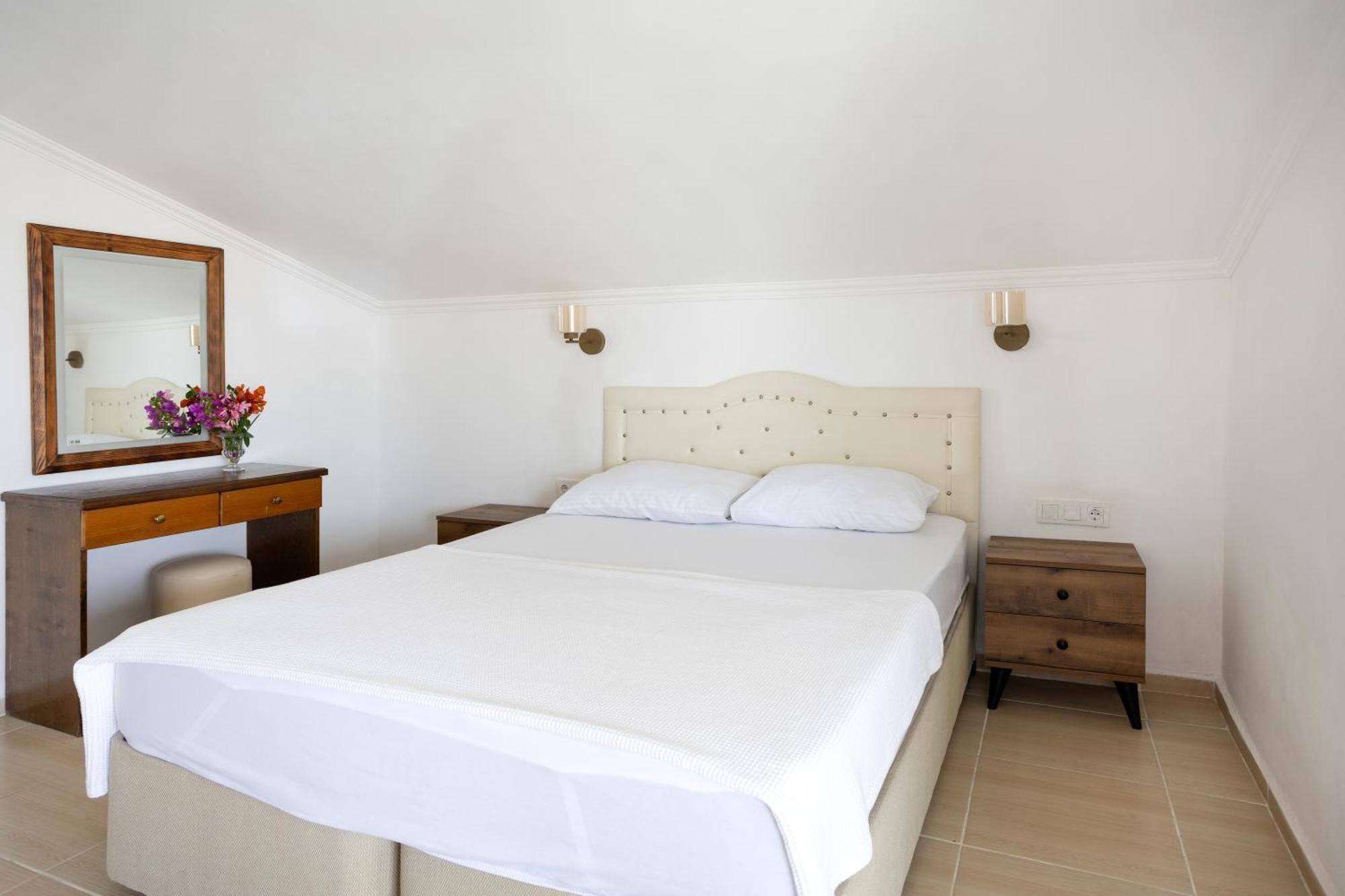 Aparthotel Kaya 2*